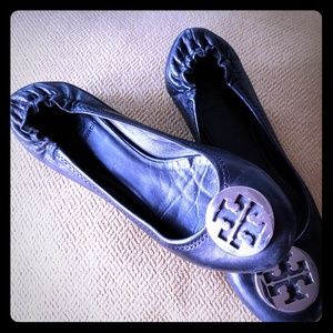 Tory Burch Silver Medallio Black Leather Flats